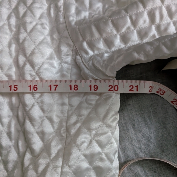 Circa 1950's Authentic Christian Dior Housecoat / Robe - Picture 4 of 16